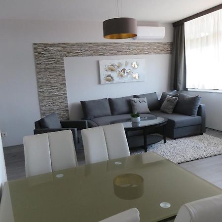 City Corner Central Mosonmagyarovar Bagian luar foto
